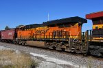 BNSF 6677 Roster shot